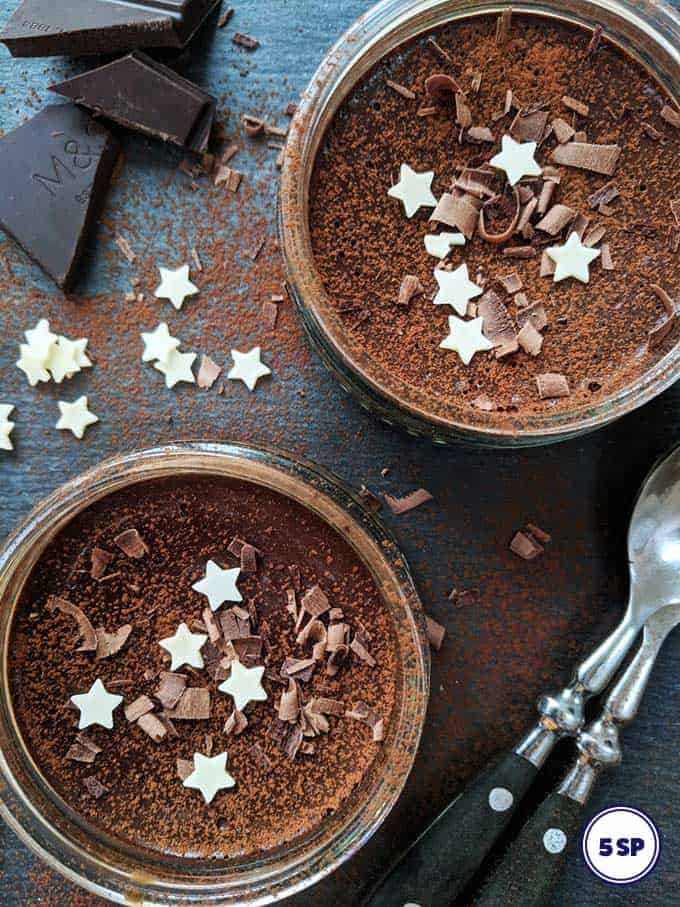 Two chocolate pots desserts