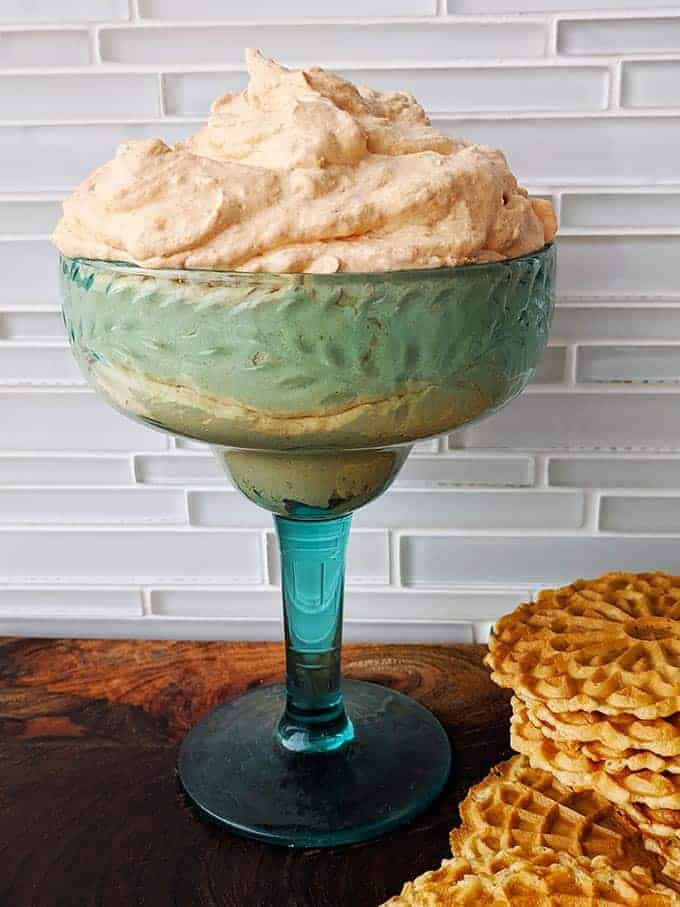 Low Calorie Weight Watchers Pumpkin Fluff Recipe - Mindy's Cooking Obsession